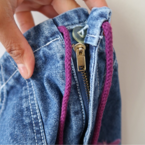 Vintage Disney Winnie the Pooh Embroidered Denim High Waisted Shorts 12/14 - Picture 7 of 9